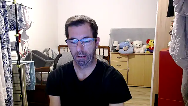 steph19x5 online show from 12-22-24, 06:06