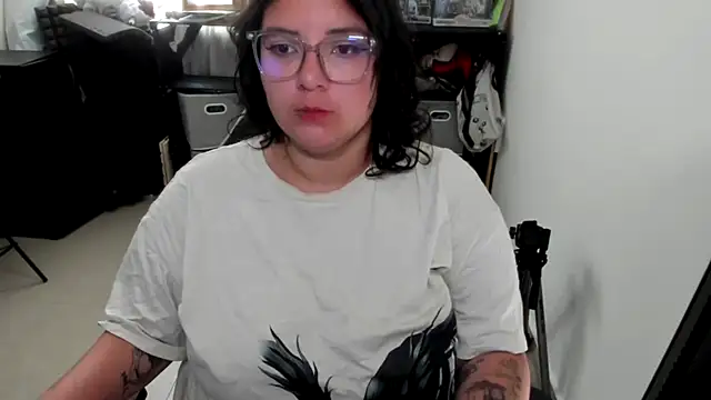 aika-dreams online show from 11-06-25, 01:34