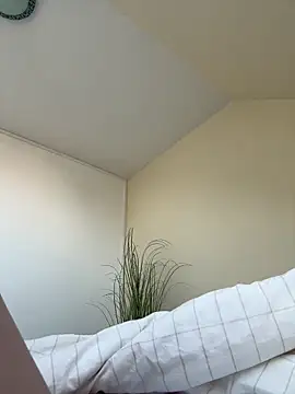 Snapshot of CutieEmy chatting on 02-16-25, 11:38 CutieEmy online show from 02-16-25, 11:38