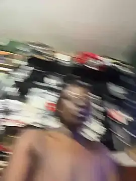 karinacortes online show from 12-15-25, 12:04