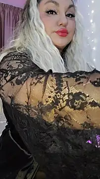 Snapshot of Larissa_K chatting on 12-15-25, 07:29 Larissa K online show from 12-15-25, 07:29