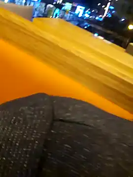 Snapshot of HinaLovely chatting on 01-04-25, 12:05 HinaLovely online show from 01-04-25, 12:05