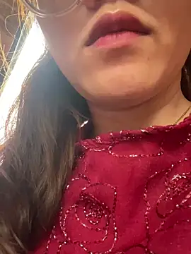 Snapshot of HinaLovely chatting on 01-29-25, 04:47 HinaLovely online show from 01-29-25, 04:47