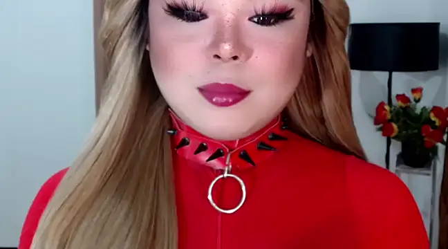 Snapshot of Mistress_DOMnicaaxx chatting on 03-18-25, 04:15 Mistress DOMnicaaxx online show from 03-18-25, 04:15