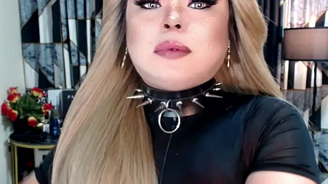 Snapshot of Mistress_DOMnicaaxx chatting on 09-10-25, 09:04 Mistress DOMnicaaxx online show from 09-10-25, 09:04