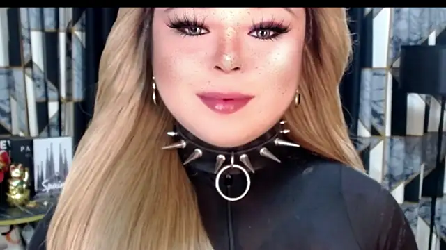 Snapshot of Mistress_DOMnicaaxx chatting on 10-12-25, 01:10 Mistress DOMnicaaxx online show from 10-12-25, 01:10