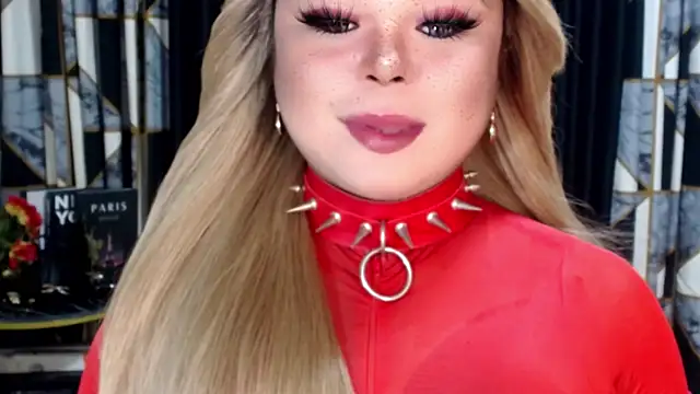 Snapshot of Mistress_DOMnicaaxx chatting on 11-06-25, 10:38 Mistress DOMnicaaxx online show from 11-06-25, 10:38