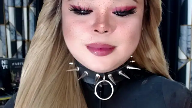 Snapshot of Mistress_DOMnicaaxx chatting on 11-07-25, 03:56 Mistress DOMnicaaxx online show from 11-07-25, 03:56