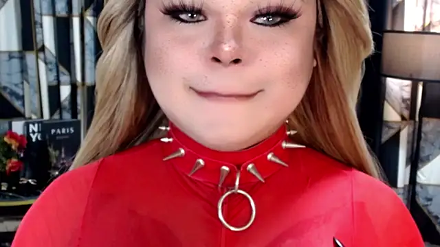 Snapshot of Mistress_DOMnicaaxx chatting on 11-11-25, 09:20 Mistress DOMnicaaxx online show from 11-11-25, 09:20