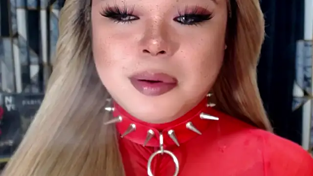 Snapshot of Mistress_DOMnicaaxx chatting on 11-18-25, 06:45 Mistress DOMnicaaxx online show from 11-18-25, 06:45