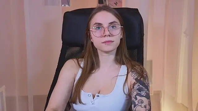  AnnaStark  online show from 01-23-25, 11:36