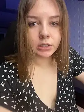 Snapshot of XNirvanaX chatting on 10-19-25, 03:18 XNirvanaX online show from 10-19-25, 03:18