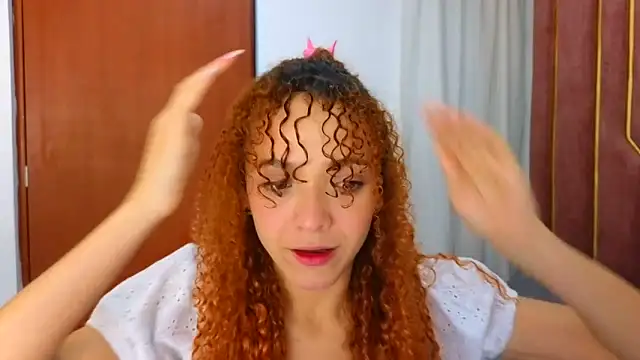 Snapshot of SexyLeilaa chatting on 09-09-25, 02:22 SexyLeilaa online show from 09-09-25, 02:22