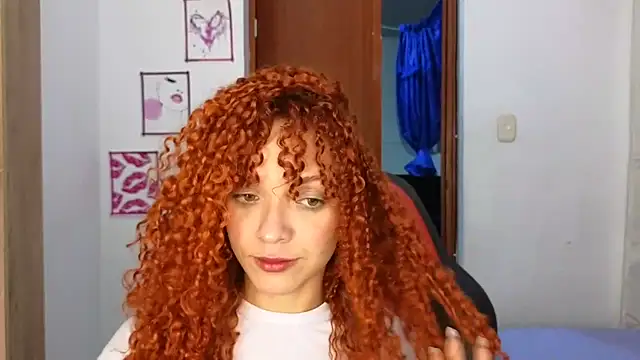 Snapshot of SexyLeilaa chatting on 10-01-25, 01:33 SexyLeilaa online show from 10-01-25, 01:33