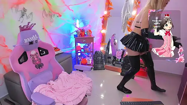 alessandrathedoll online show from 10-10-25, 07:02