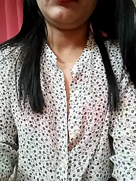 Snapshot of Beautiful_xxo chatting on 12-19-24, 05:18 Beautiful xxo online show from 12-19-24, 05:18