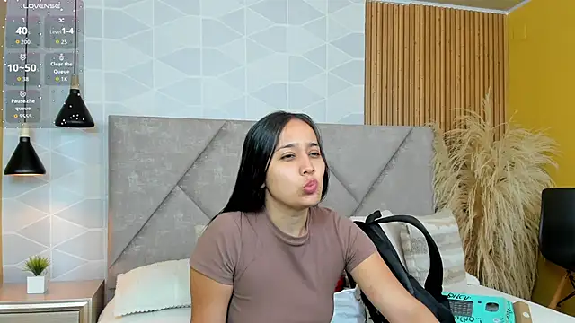 Snapshot of Sammy_Fit_ chatting on 02-02-26, 12:59 Sammy Fit online show from 02-02-26, 12:59