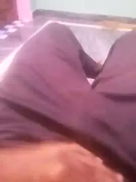 Snapshot of Desi_bbc7 chatting on 12-19-24, 12:13 Desi bbc7 online show from 12-19-24, 12:13