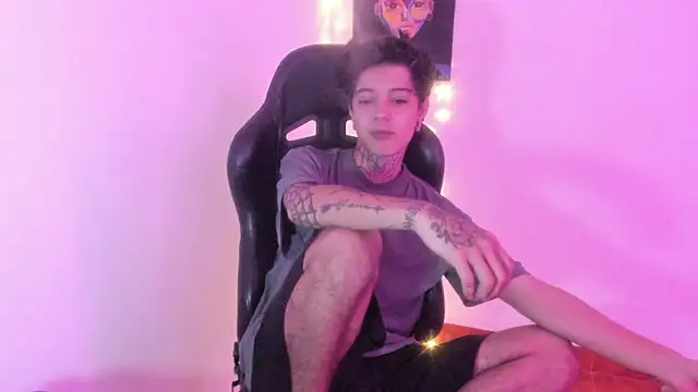 Snapshot of saad_man chatting on 12-22-24, 09:20 saad man online show from 12-22-24, 09:20