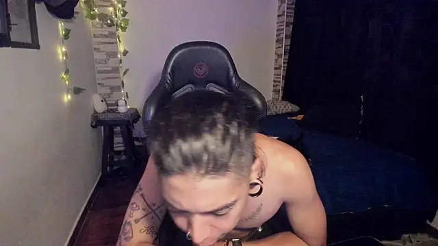 Snapshot of saad_man chatting on 11-11-25, 01:49 saad man online show from 11-11-25, 01:49