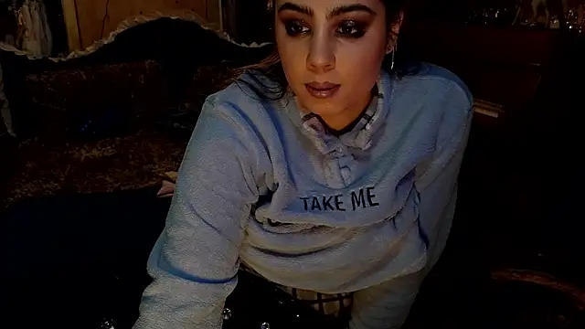 VanessaDoyle online show from 12-01-25, 07:24