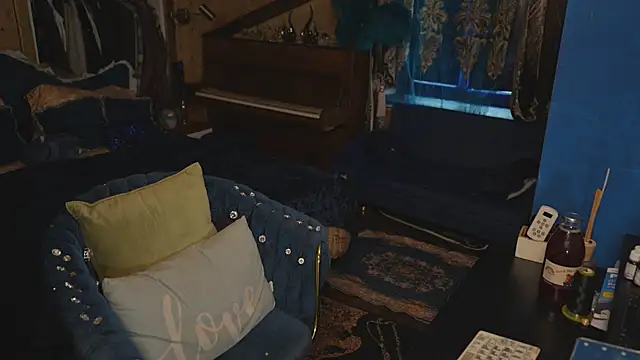 VanessaDoyle online show from 03-21-26, 01:05