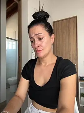 Verito hot online show from 10-02-25, 09:00