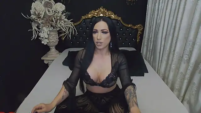 Snapshot of MichaelaDark chatting on 11-07-25, 04:12 MichaelaDark online show from 11-07-25, 04:12