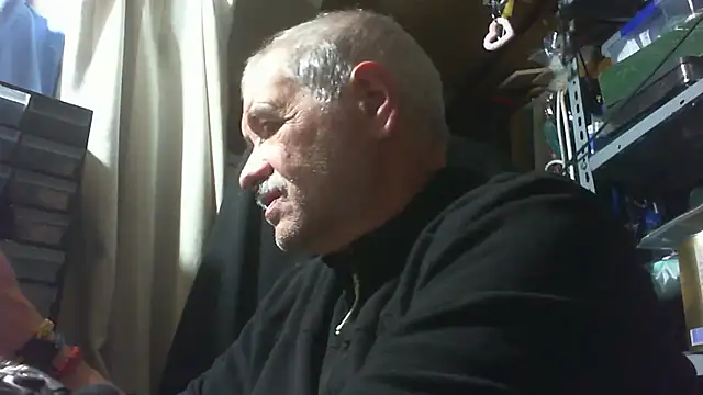 nonnomaturobisex online show from 10-25-25, 10:45