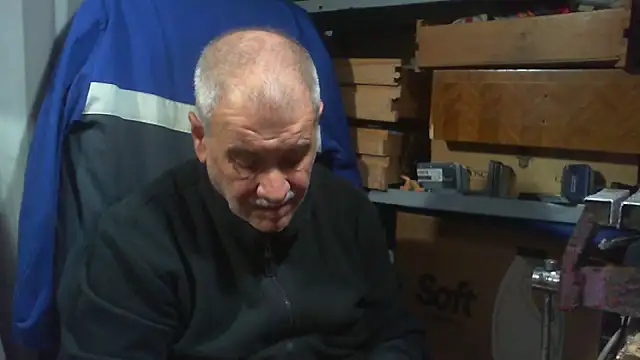 Snapshot of nonnomaturobisex chatting on 12-22-25, 11:40 nonnomaturobisex online show from 12-22-25, 11:40