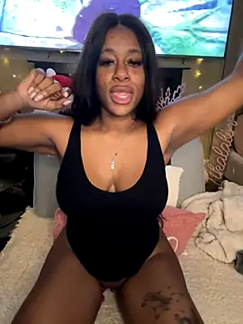 Snapshot of Tikalalin chatting on 12-04-24, 03:54 Tikalalin online show from 12-04-24, 03:54