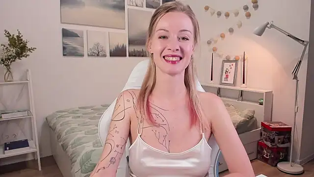 Snapshot of MissRightX chatting on 01-21-25, 02:26 MissRightX online show from 01-21-25, 02:26
