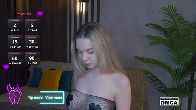 Holl1Would online show from 02-01-25, 06:43