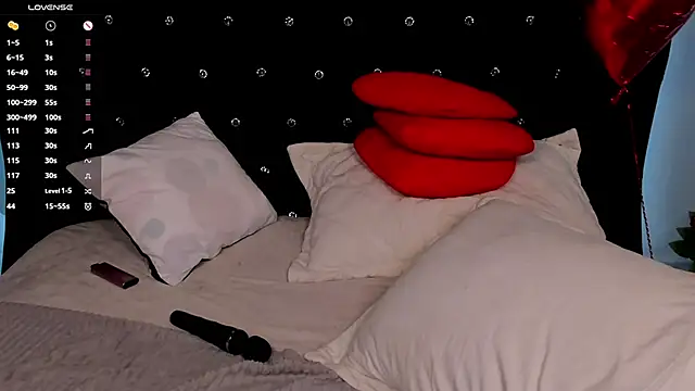 LianaFord online show from 02-18-25, 02:49