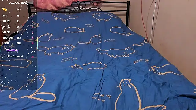 Snapshot of eva_zero chatting on 02-16-26, 01:29 eva zero online show from 02-16-26, 01:29