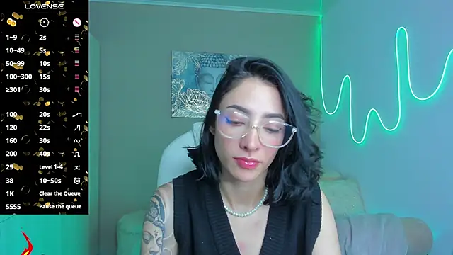 barbie scoth  online show from 10-11-25, 03:17