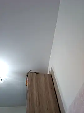 Snapshot of NathalieDream chatting on 10-20-25, 04:02 NathalieDream online show from 10-20-25, 04:02