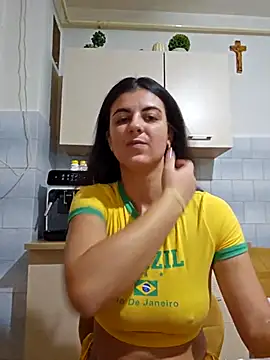 Snapshot of NathalieDream chatting on 10-24-25, 05:37 NathalieDream online show from 10-24-25, 05:37