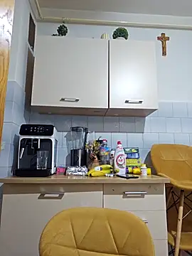 Snapshot of NathalieDream chatting on 10-29-25, 06:59 NathalieDream online show from 10-29-25, 06:59