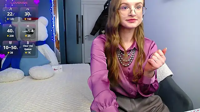 KateJonson online show from 12-09-24, 01:24
