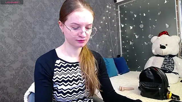 KateJonson online show from 01-15-26, 08:41