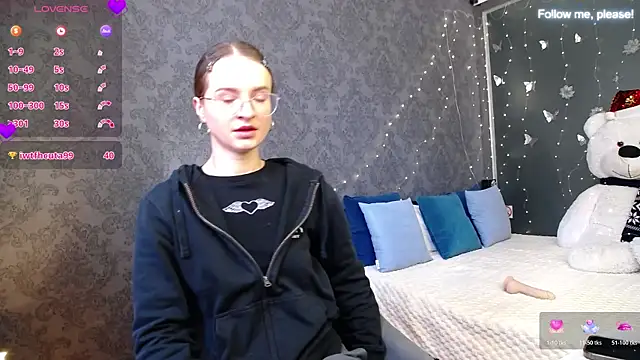 KateJonson online show from 01-18-26, 10:19