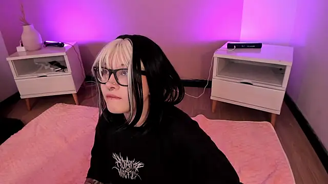  asami chieko  online show from 01-08-26, 10:01