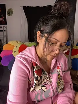 MsConejitaa online show from 12-23-24, 02:50