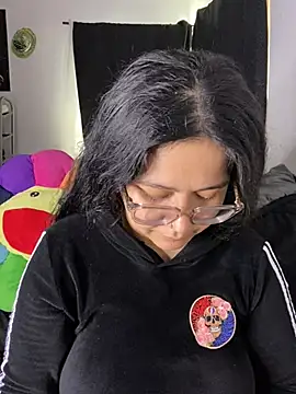 MsConejitaa online show from 02-24-25, 06:47