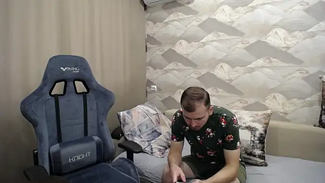 SerzhKorol1 online show from 10-17-25, 07:22