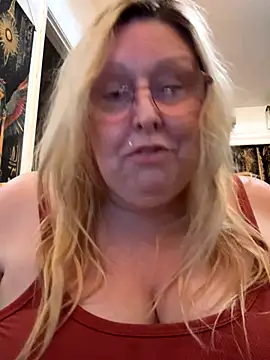 vixeneve online show from 11-18-25, 08:02