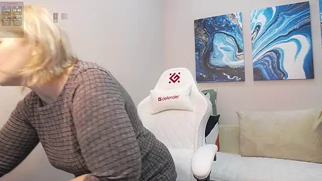 Lorabigass online show from 12-16-25, 08:30