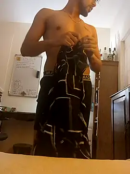  IRRESISTIBLE  online show from 12-05-24, 06:43