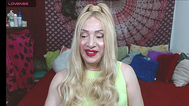 Snapshot of elena_evans chatting on 02-06-26, 09:51 elena evans online show from 02-06-26, 09:51